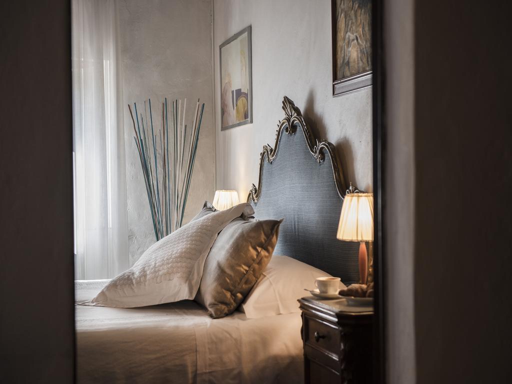 Il Casolare Di Libbiano Guest House San Gimignano Bagian luar foto