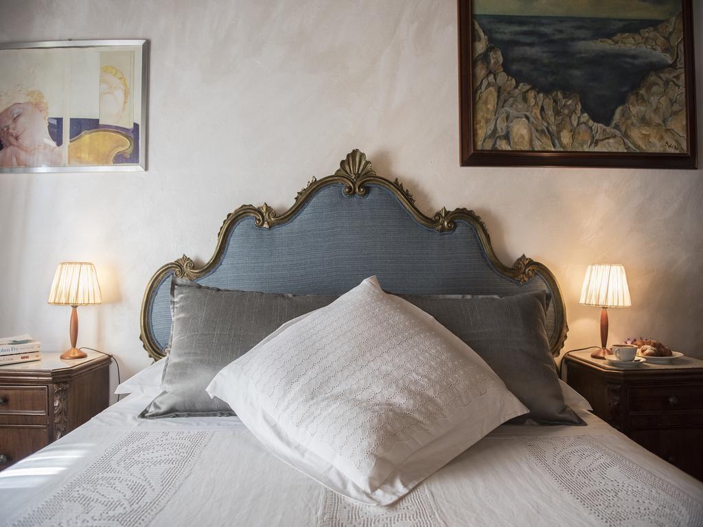 Il Casolare Di Libbiano Guest House San Gimignano Bagian luar foto