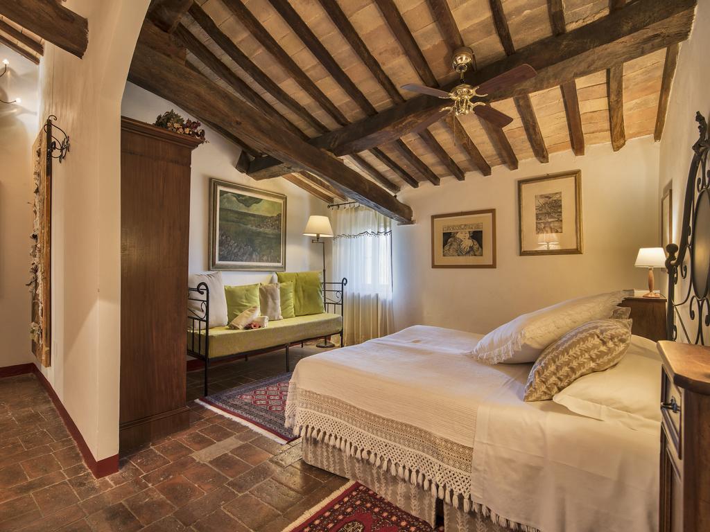 Il Casolare Di Libbiano Guest House San Gimignano Bagian luar foto