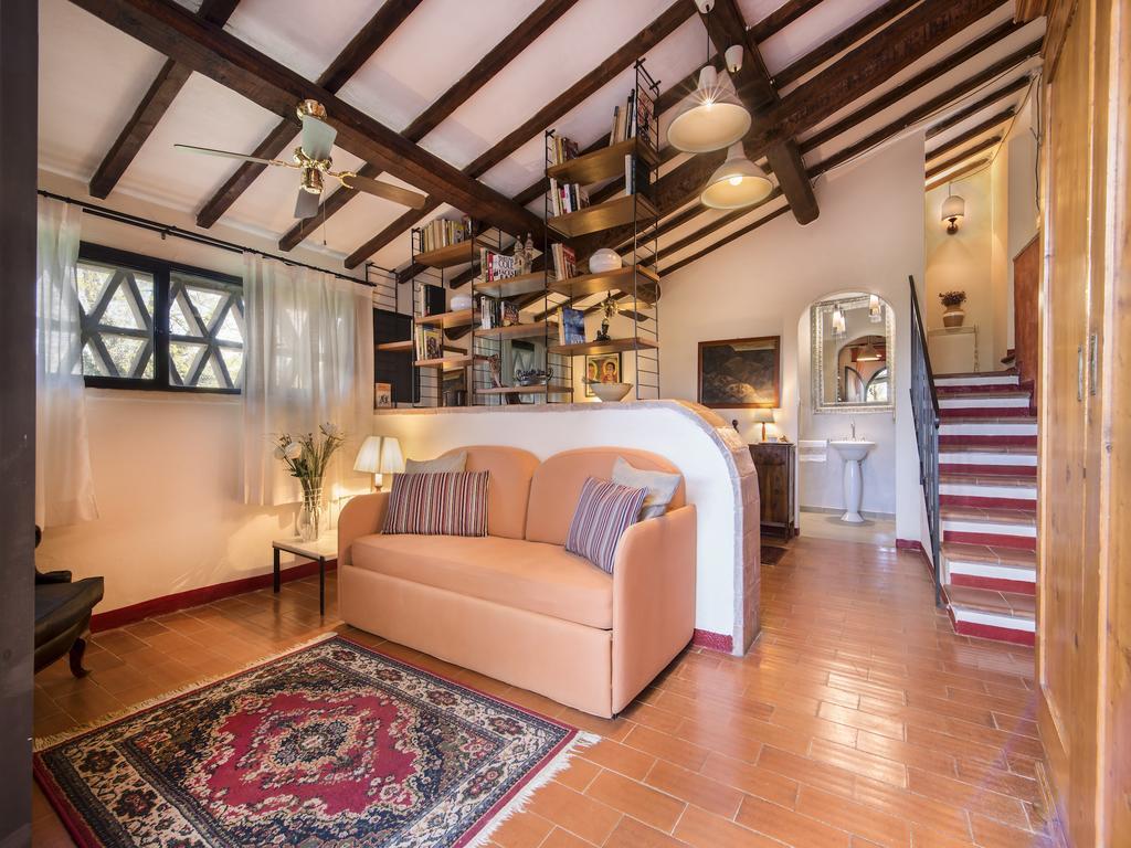 Il Casolare Di Libbiano Guest House San Gimignano Bagian luar foto