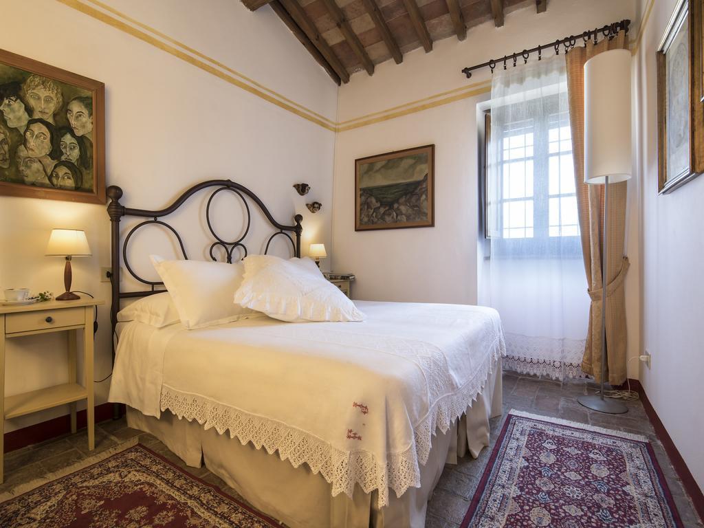 Il Casolare Di Libbiano Guest House San Gimignano Bagian luar foto
