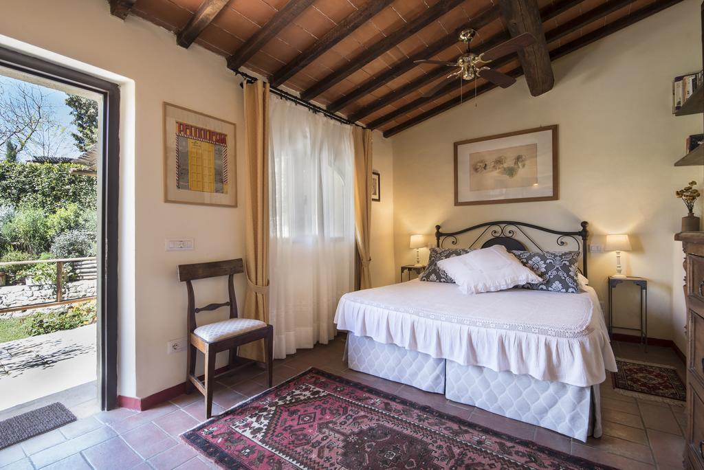 Il Casolare Di Libbiano Guest House San Gimignano Bagian luar foto