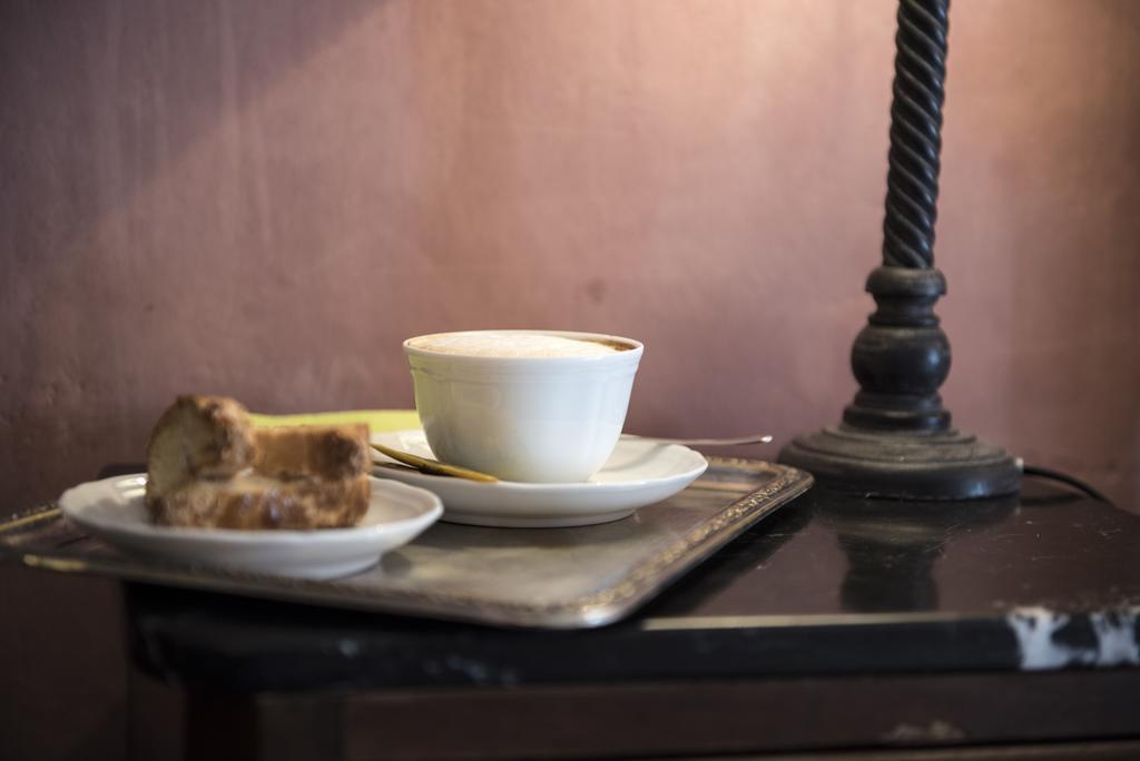 Il Casolare Di Libbiano Guest House San Gimignano Bagian luar foto