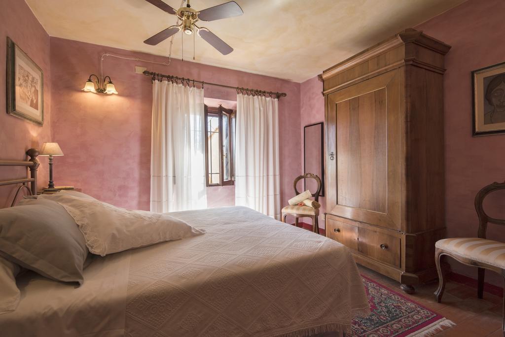 Il Casolare Di Libbiano Guest House San Gimignano Bagian luar foto